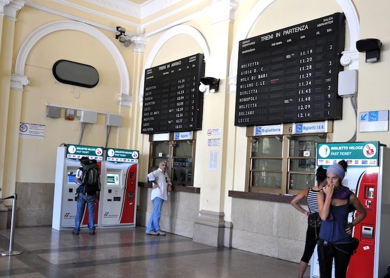 Board for the departures and arrivals of trains