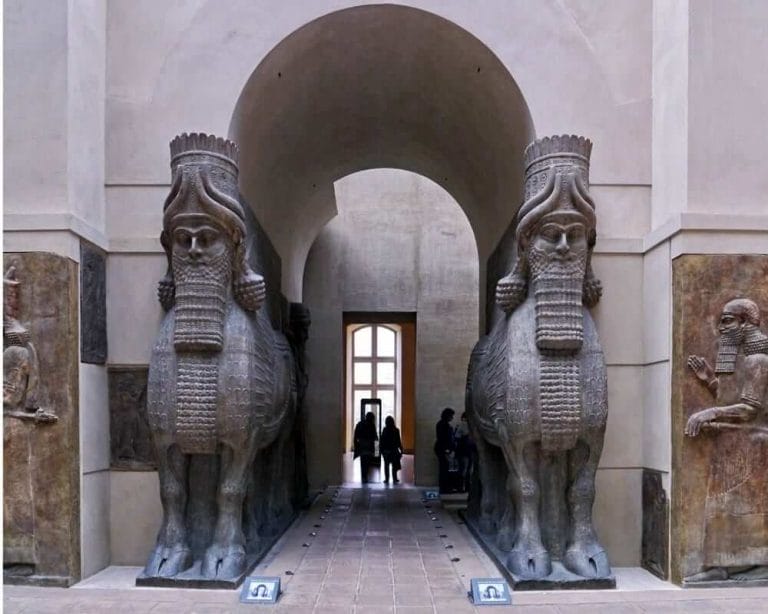 Human headed winged bulls gate - Louvre