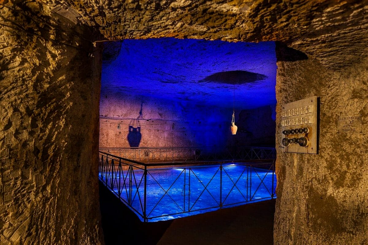 Naples underground cistern and water at the Borbonica Sotterranea
